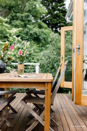 Tranquil Blue Cottage Close to Eco Point, Katoomba